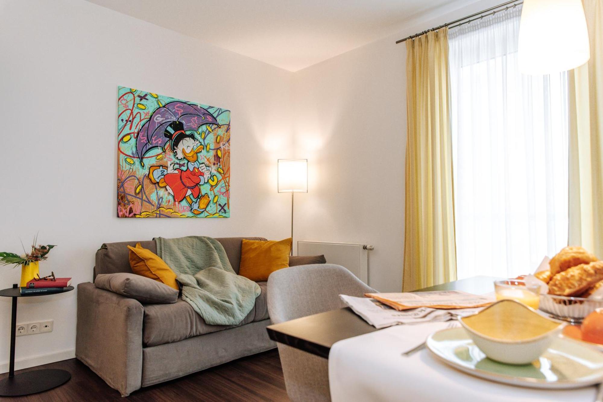 Heinhotel Vienna Airport Schwechat Bagian luar foto