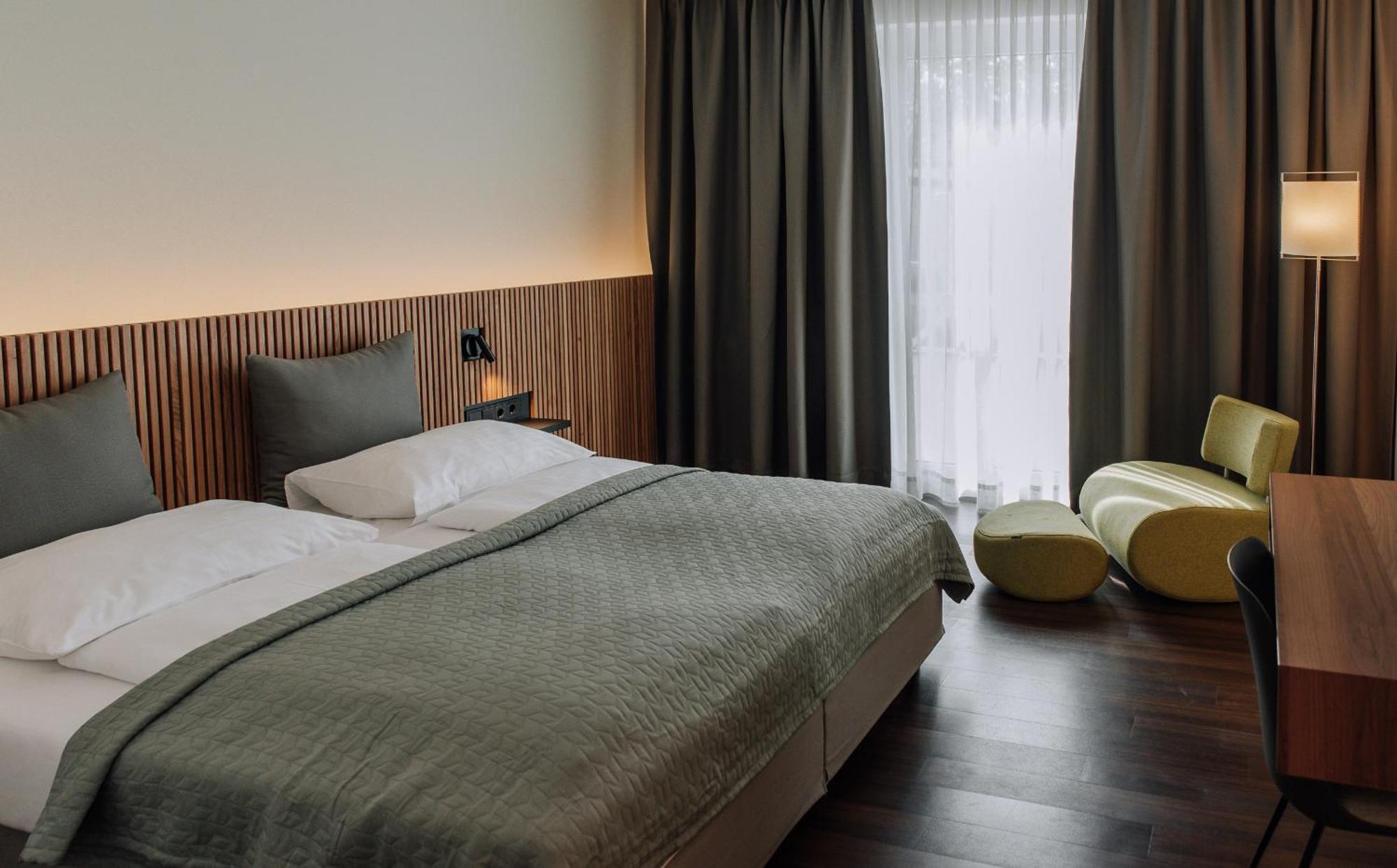 Heinhotel Vienna Airport Schwechat Bagian luar foto