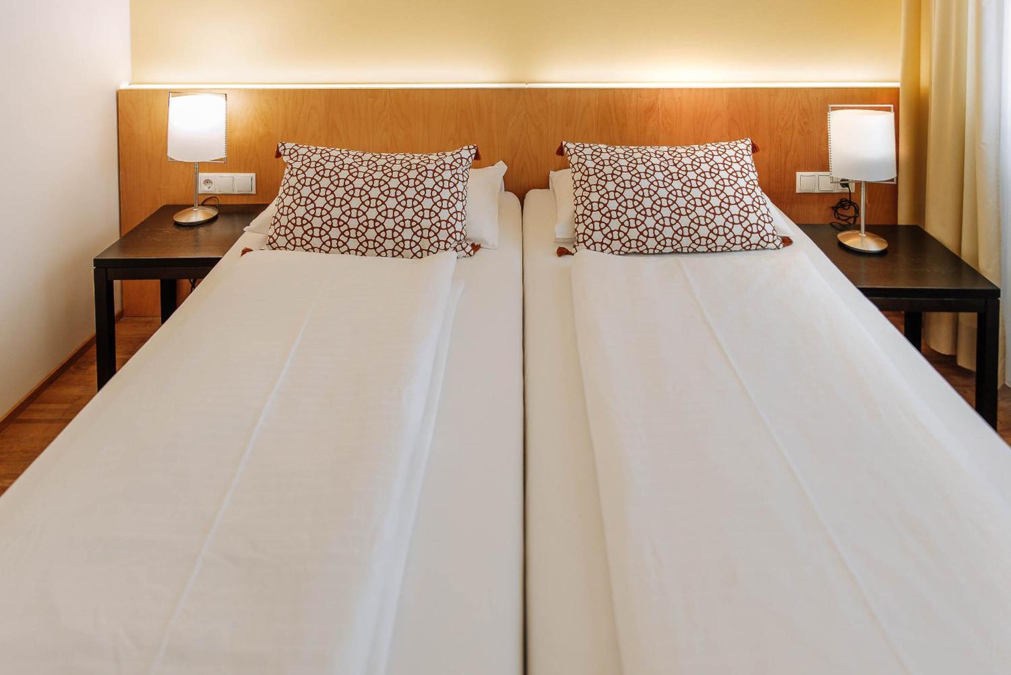 Heinhotel Vienna Airport Schwechat Bagian luar foto