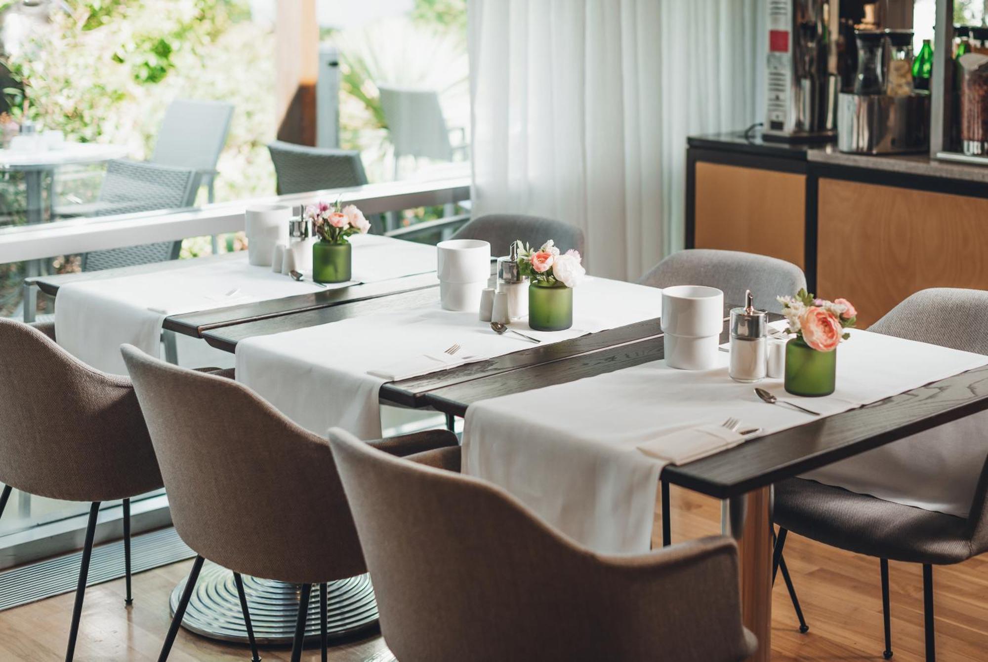 Heinhotel Vienna Airport Schwechat Bagian luar foto